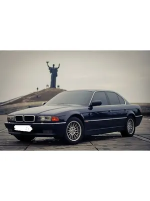 Разборка автомобиля БМВ 7 е38 S4045, сняты запчасти с BMW 7 E38