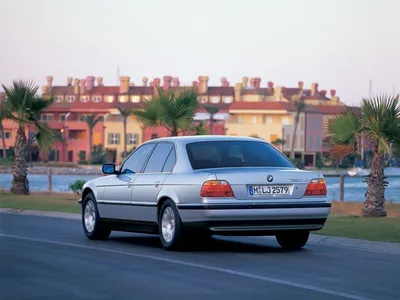 Купить авто BMW 7-Series 2001 в Тюмени, Продам Е38 740 лонг, рестайлинг,  последний год (2001) выпуска данного кузова, цена 435000 рублей, задний  привод, б/у