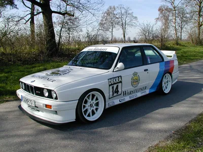 Накладки на пороги ST BMW E30. Купить накладки на пороги st bmw e30 от  Hard-Tuning.ru