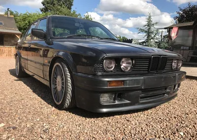 Матовый черный BMW E30 M3 DTM Replica от PSI