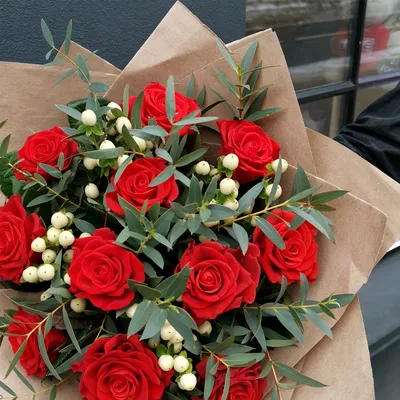 Букет из 25 алых роз \"Эль Торо\" – купить недорого с доставкой по Москве