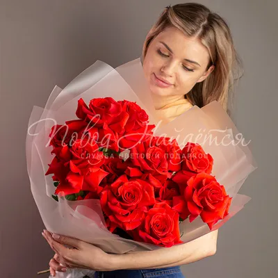 Букет алых роз - купить в Саратове с доставкой