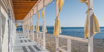 Бунгало на пляже в Крыму. Фото Заозёрного