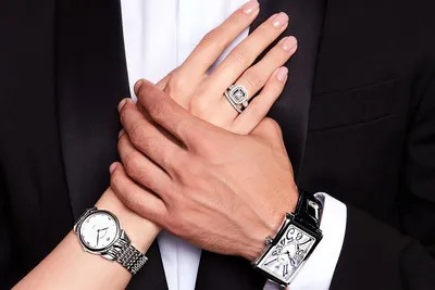 На какой руке носят часы девушки: правила стиля