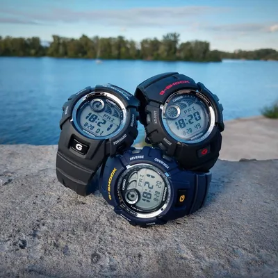 Часы CASIO G-SHOCK двойной циферблат белые