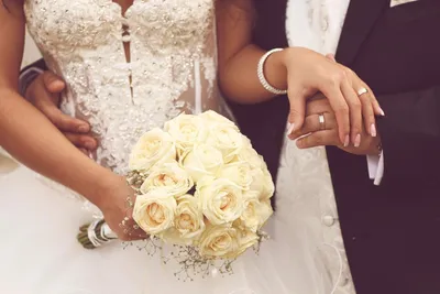 Красивые невесты в свадебных платьях - 90 фото