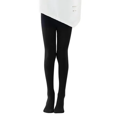 Сексуальная девушка во время профессиональной фотосессии в темной комнате  Модель внутри в белых рубашках, черном женском белье и Стоковое Изображение  - изображение насчитывающей ноги, привлекательностей: 151040789