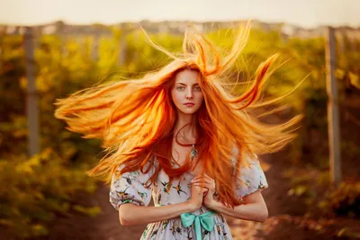 Девушка с рыжими кудрявыми волосами - 64 photo