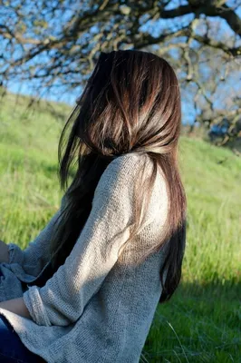 MERAGOR | Девушка с длинными волосами фото со спины на аватар скачать