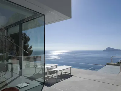 Дом с видом на море в Испании - Блог \"Частная архитектура\" | Архитектура  домов, Архитектура, Современная архитектура