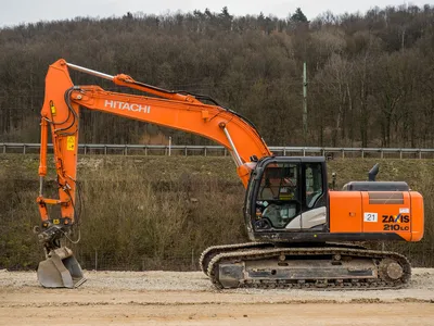 Аренда экскаватора Hitachi ZX180LC-3, цена в Красноярске от компании Аренда  спецтехники