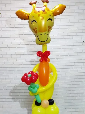 Фигура из шаров Мишка с букетом 1 м в Самаре - купить по цене 990 руб. в  интернет-магазине Веселая Затея