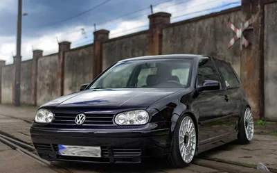 VW Golf MK4 R32 on DOTZ Kendo dark | DOTZ Tuning Wheels