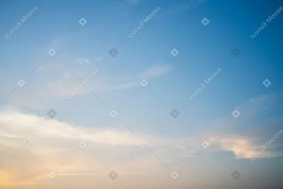 Вид на красивое голубое небо с пушистыми облаками :: Стоковая фотография ::  Pixel-Shot Studio