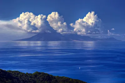 Бесплатное изображение: на берегу озера, голубое небо, отражение, время  весны, облака, величавый, спокойный, пейзаж, озеро, берег