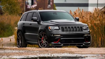 Салон Jeep Grand Cherokee SRT8 внедорожник 5 дв., 4 поколение (WK2)  рестайлинг, 2013 - наст.вр. — Wagens.ru