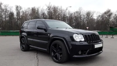 1 200-сильный Grand Cherokee SRT8 на пневме и 22-дюймовых колесах Ferrada