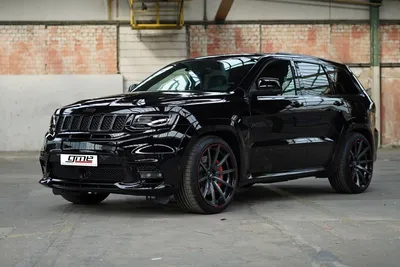 Jeep SRT 8 LAUNCH бешеное ускорение - YouTube