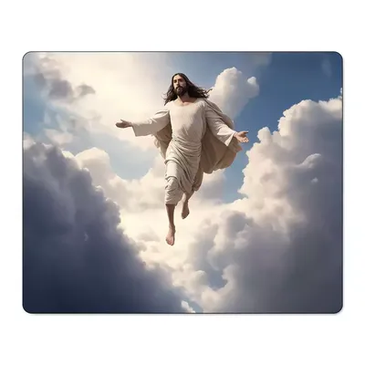 В небе над Италией заметили фигуру Иисуса Христа