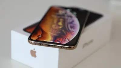 Купить Apple iPhone XS Max 256Gb Gold (Золотистый) по низкой цене в СПб