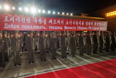 А вы знали, откуда у всех генералов Северной Кореи так много медалей, если  они нигде не воевали с 1950-х годов? | C A E S A R | Дзен