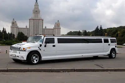 Аренда лимузина Hummer H2 Белый (В полный рост) на свадьбу, прокат лимузина  Hummer H2 Белый (В полный рост)