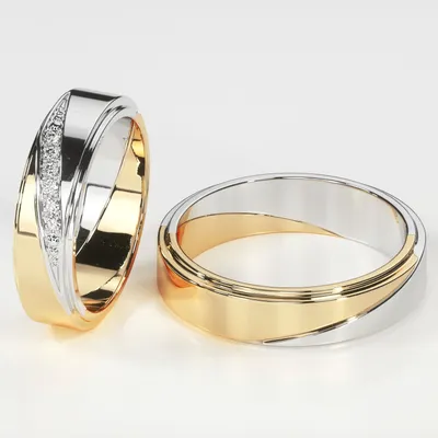 Комбинированные обручальные кольца из золота с бриллиантом Спб