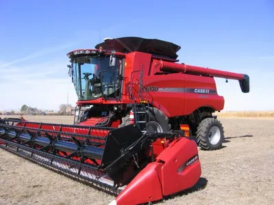 Зерноуборочный комбайн Case IH 6130 это ответ комбайнам нового поколения