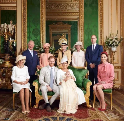 Британские СМИ назвали самого популярного и самого стильного членов королевской  семьи