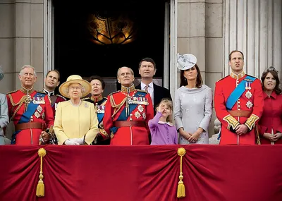 Королевский вкус: какие часы предпочитают представители самой популярной  британской семьи