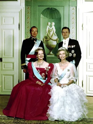 Не только принц Джордж: наследники королевских семей со всего мира, которые  взойдут на престол | GRAZIA | Дзен