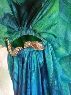 Красивый костюм с юбочкой в цвете сирень: цена 850 грн - купить Костюмы и  пиджаки женские на ИЗИ | Львов