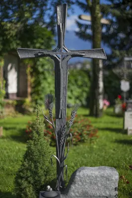 Крест сварной на могилу №4 «Стандарт» | Купить крест из металла на кладбище  на сайте 5Ritual.\"