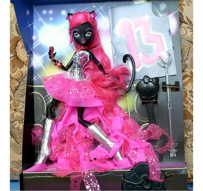 Игровая кукла - Monster high Catty Noir Friday, 13 (Кетти нуар) самый 1  выпуск купить в Шопике | Курган - 917032