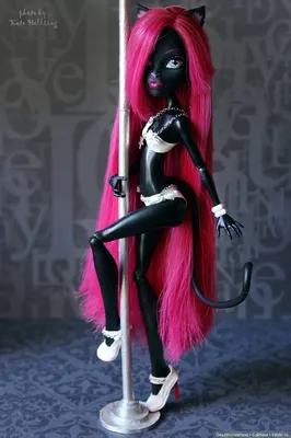 Кукла Монстр Хай Кэтти Нуар Бу Йорк, Бу Йорк Monster High Catty Noir CJF27  (ID#1519516197), цена: 4838 ₴, купить на Prom.ua