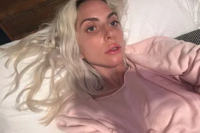 Леди Гага опубликовала фотографию без макияжа и фильтров - Газета.Ru |  Новости