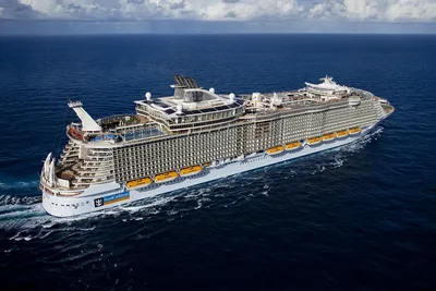 Новый Титаник или Harmony of the Seas. Самый большой в мире круизный лайнер  вышел в первое плавание. — Сообщество «Это интересно знать...» на DRIVE2