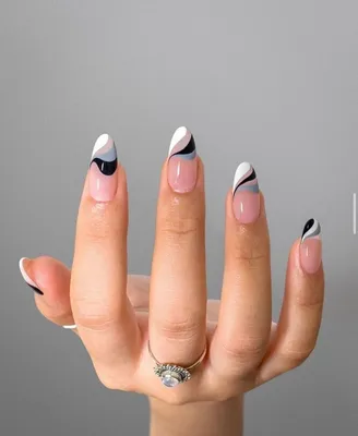Крутой черный и белый маникюр. Дизайн ногтей гель лаком со стразами. Черные  ногти - YouTube