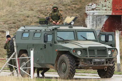 Бронеавтомобили «Тигр», состоящие на вооружении Российской армии, были  замечены на территории Крыма - Газета.Ru