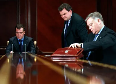 Медведев высказался по вопросу возможной отмены моратория на смертную казнь  в России
