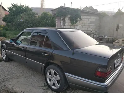 Mercedes W124 Спойлер под покраску – купить в интернет магазине DD-Tuning  Moldova