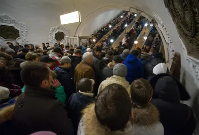 В московском метро приостановлено движение поездов - Российская газета