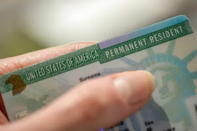 Expired Green Card Creates 5 Big Problems - CitizenPath