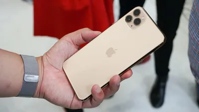 Hands on with Apple's iPhone 11 Pro and iPhone 11 Pro Max | Mashable