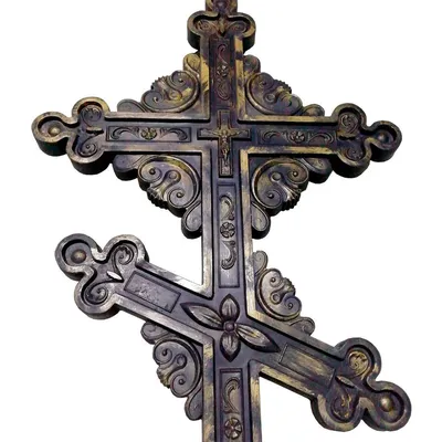 Какие кресты ставят на могилу православным: как выглядит правильный крест