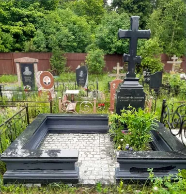 Купить Крест на кладбище Чугунный № 2 от производителя в Ограда66