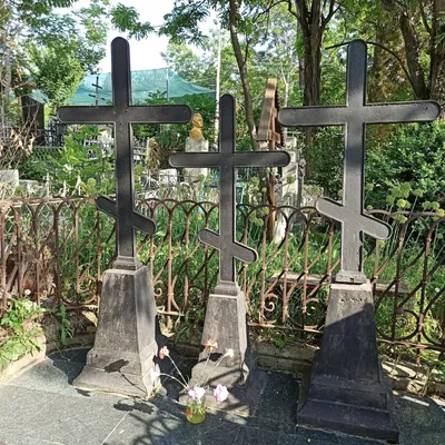 Памятник в виде креста, православное надгробие на могилу недорого купить в  СПб