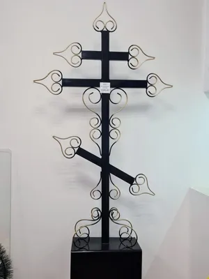 Памятник металлический \"крест\" на тумбе - купить на официальном сайте  Городской Ритуальной компании в Екатеринбурге