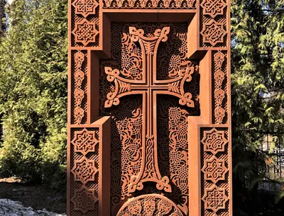Бронзовый крест на памятник и распятия из бронзы Caggiati в Минске