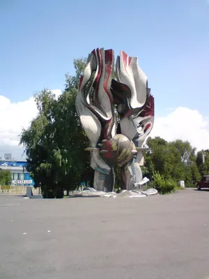 Памятники Днепропетровска. Фото. Адреса